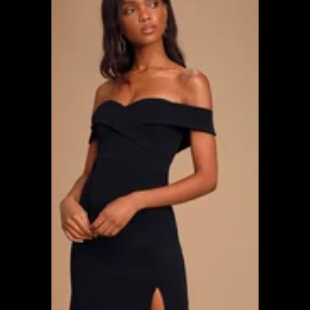 NWT- Lulus- Song of Love Black Off ShoulderMaxi dress- Size S